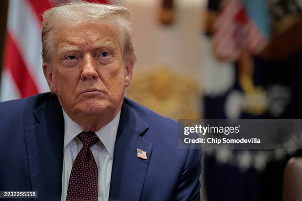 Social media image referencing reported cuts to SAMHSA mental health and addiction grants.