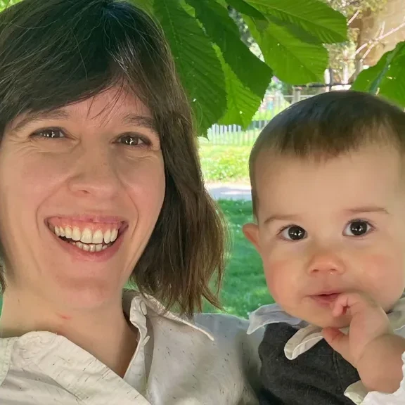 New mum, Tania Esparza, says pregnant women are becoming more specialised for the job - BBC