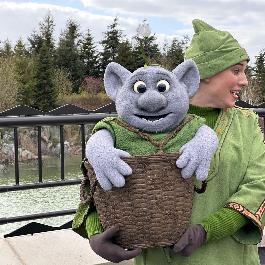 Mossie is our favorite at World of Frozen in Disney Adventure World - Disneyland Paris #disneyadventureworld #DLPLIVE #disneylandparis #paris #WorldOfFrozen https://t.co/56oxDfWSRQ - X / PixiedustDLP